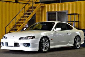 Nissan Silvia S15