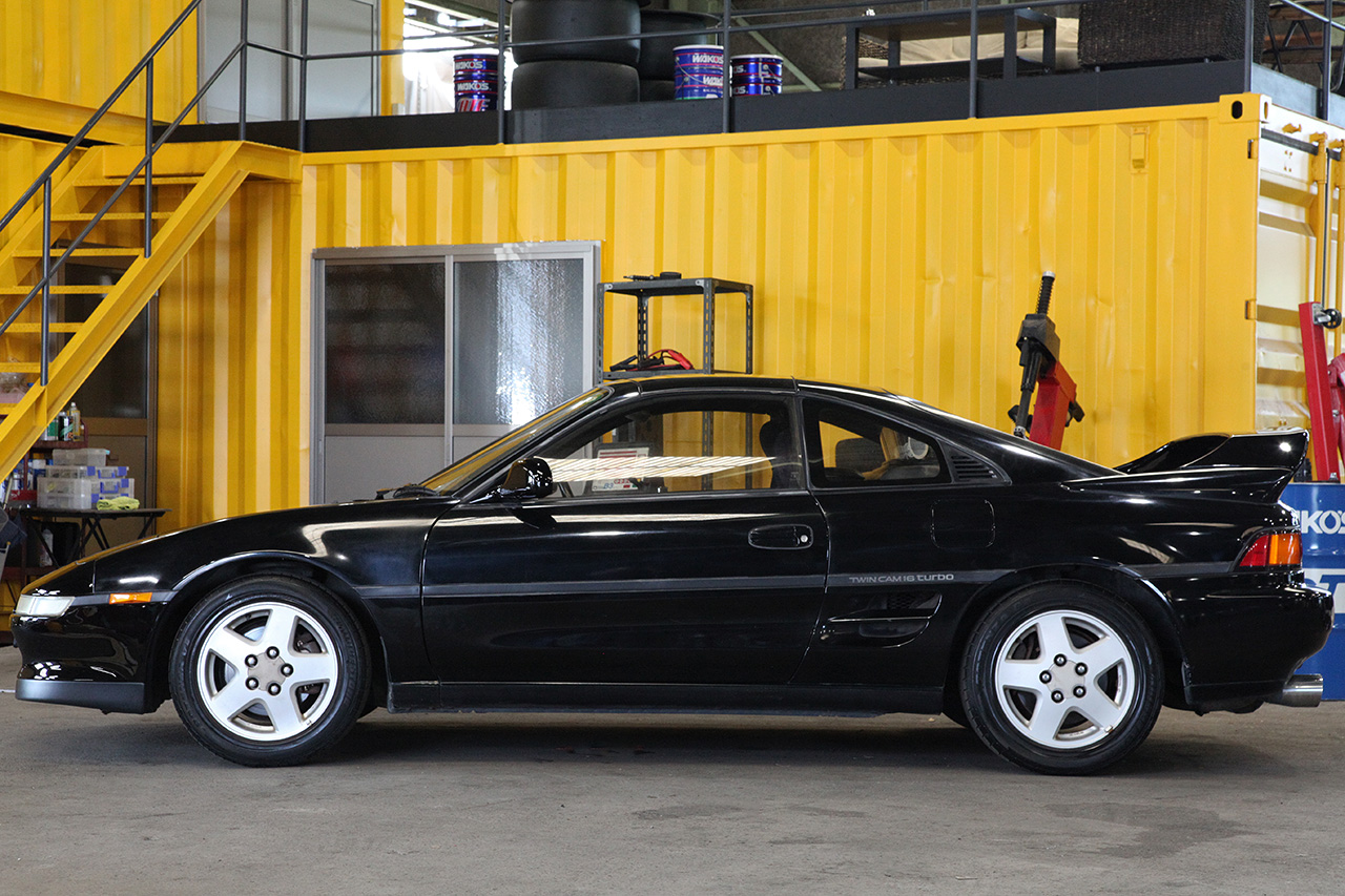 toyota mr2 turbo black