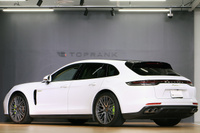 2021 Porsche PANAMERA 