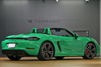 2021 Porsche 718 BOXSTER 