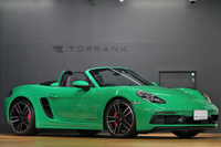 2021 Porsche 718 BOXSTER 