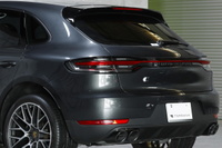 2019 Porsche MACAN null