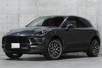 2019 Porsche MACAN null