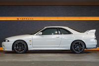 1996 Nissan SKYLINE GT-R BCNR33 R33 Skyline GT-R, Aftermarket Pearl White, Advan Racing 18 inch Wheels, HKS Muffler