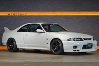 1996 Nissan SKYLINE GT-R BCNR33 R33 Skyline GT-R, Aftermarket Pearl White, Advan Racing 18 inch Wheels, HKS Muffler