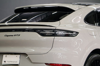 2021 Porsche CAYENNE null