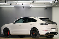 2021 Porsche CAYENNE null