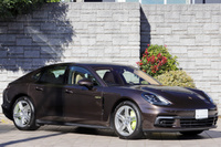 2020 Porsche PANAMERA 