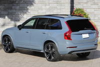 2022 Volvo XC90 