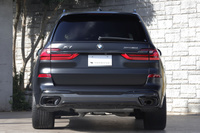 2021 BMW X7 