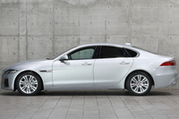 2023 Jaguar XF null