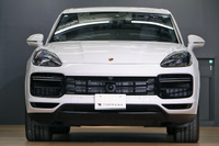 2019 Porsche CAYENNE null