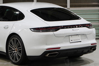 2021 Porsche PANAMERA null