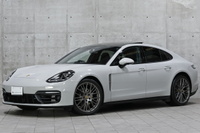 2023 Porsche PANAMERA null