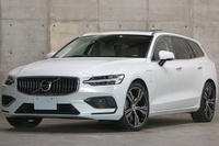 2020 Volvo V60 null