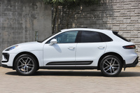 2023 Porsche MACAN null