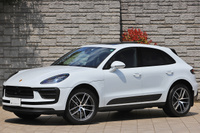 2023 Porsche MACAN null