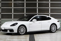 2018 Porsche PANAMERA null