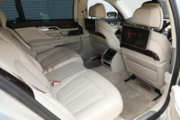 2017 BMW 7 SERIES null