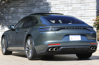 2022 Porsche PANAMERA 