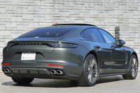 2022 Porsche PANAMERA 