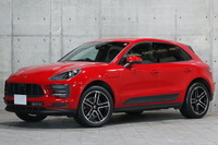 2020 Porsche MACAN null