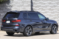 2021 BMW X7 