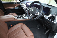 2023 BMW X7 