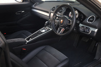 2018 Porsche 718 CAYMAN null