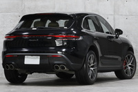 2022 Porsche MACAN null