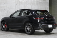 2022 Porsche MACAN null
