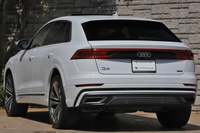 2023 Audi Q8 null