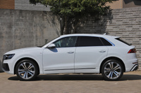 2023 Audi Q8 null