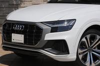 2023 Audi Q8 null