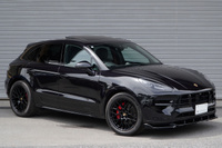 2020 Porsche MACAN null