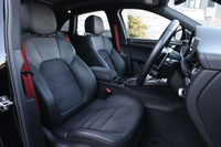 2020 Porsche MACAN null