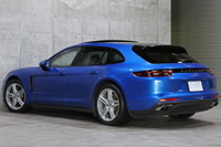 2019 Porsche PANAMERA null