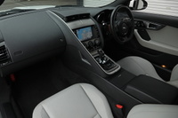 2016 Jaguar FTYPE null