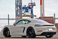 2021 Porsche 718 CAYMAN null