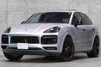 2021 Porsche CAYENNE null