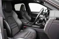 2021 Porsche CAYENNE null