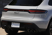 2024 Porsche MACAN null