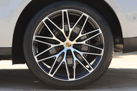 2024 Porsche MACAN null