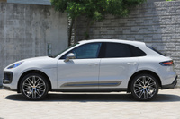 2024 Porsche MACAN null