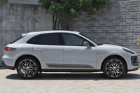 2024 Porsche MACAN null