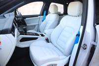2024 Porsche MACAN null