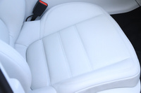 2024 Porsche MACAN null
