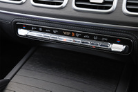2024 Mercedes-Benz GLS CLASS null