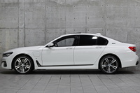 2016 BMW 7 SERIES null