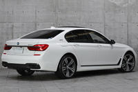 2016 BMW 7 SERIES null